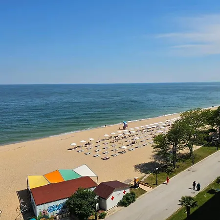 Europroperties Berlin * וארנה