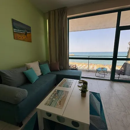 Europroperties Berlin Apartment Warna